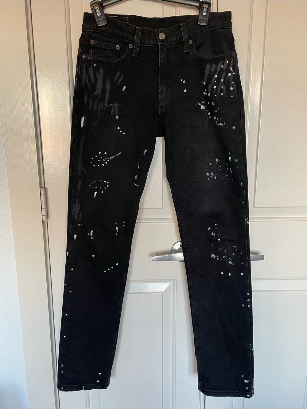 Levi's Men's Size 29X32 Stretch 511 Slim Flex Red Tab Black Paint Splatter